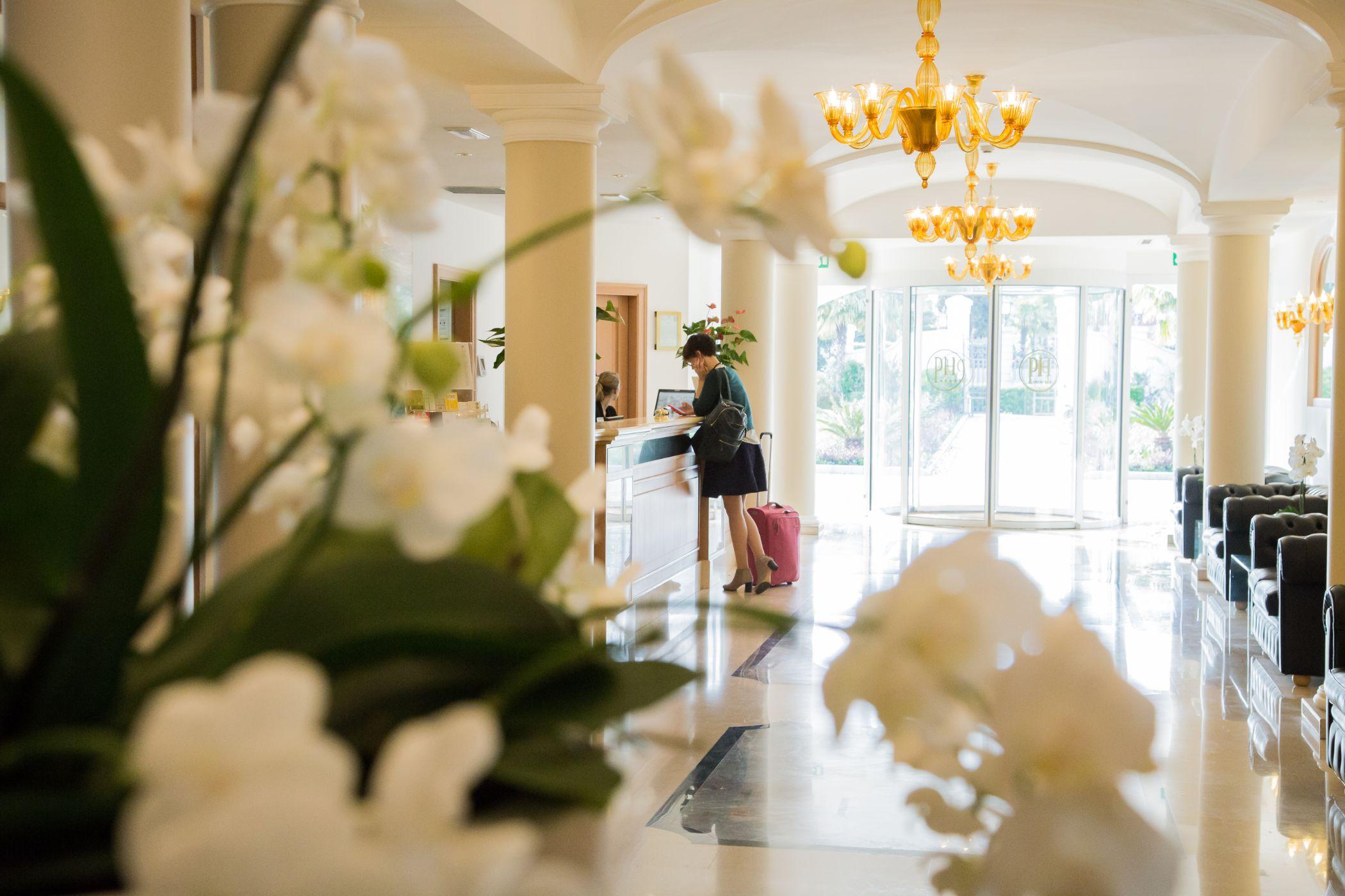 Palace Hotel Desenzano Desenzano del Garda Esterno foto