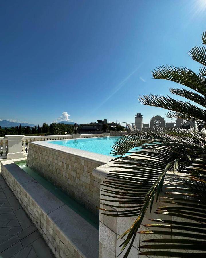 Palace Hotel Desenzano Desenzano del Garda Esterno foto